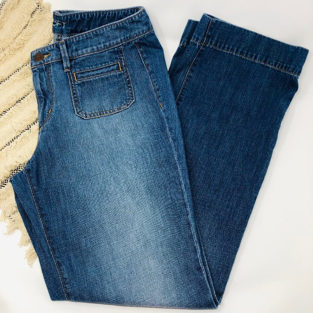 Ann Taylor Loft Curvy Jeans - Picture 1 of 8